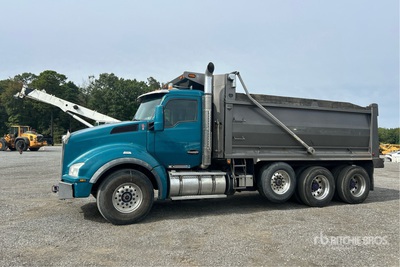 2016 Kenworth T880 8x4 Tri/A Dump Truck