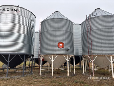 Behlen +/- 3000 bu Hopper Trémie à grains
