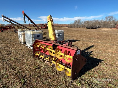 Farm King 960 8 ft 3-Point Souffleuse à neige