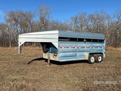 2001 Duncan 16 ft T/A Gooseneck Viehtransportanhänger
