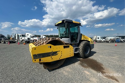 2015 Dynapac CA2500D جهاز ضاغط  الأسطوانة الناعمة