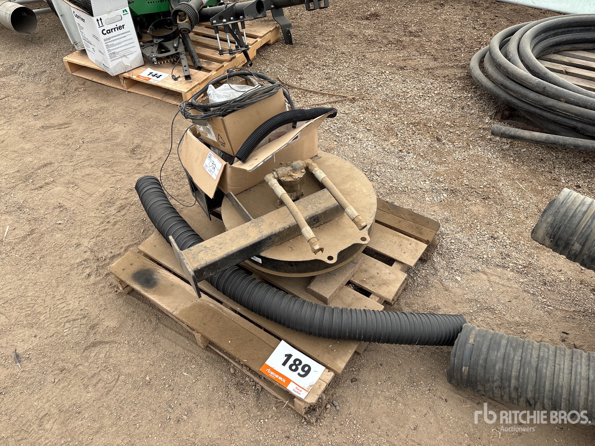 Quantity of Bourgault Air Drill Parts بنود متنوعة - قطع المعدات