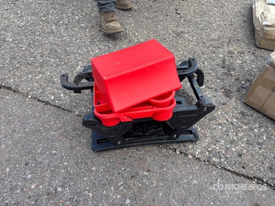2025 Landhonor LHR-BLC9010 Tool stool (Unused)
