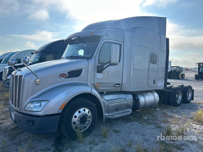 2018 Peterbilt 579 6x4 Cabeza Tractora Cabina Dormitorio