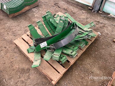 Quantity of John Deere S-Series Combine Filler Plates その他 - 機械部品