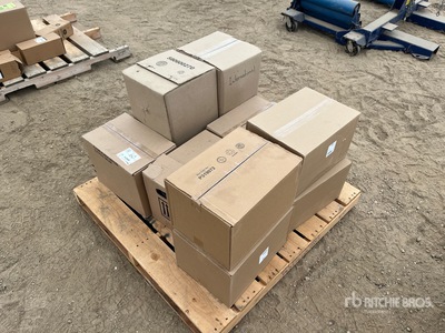 Quantity of Case Anti Freeze and Filters その他 - 機械部品