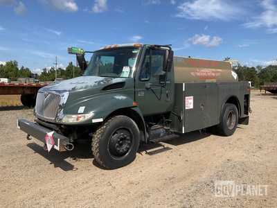 2003 International 4200 Tanker Truck