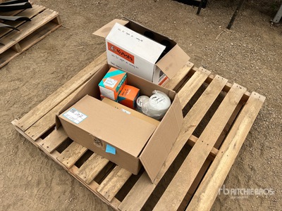 Quantity of Kubota Engine Parts その他 - 機械部品