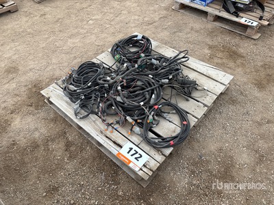 Quantity of Miscellaneous Wire Harness Pièces diverses