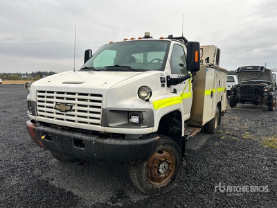 2008 Chevrolet C5500 4x4 Camión Utilitario (Inoperable)