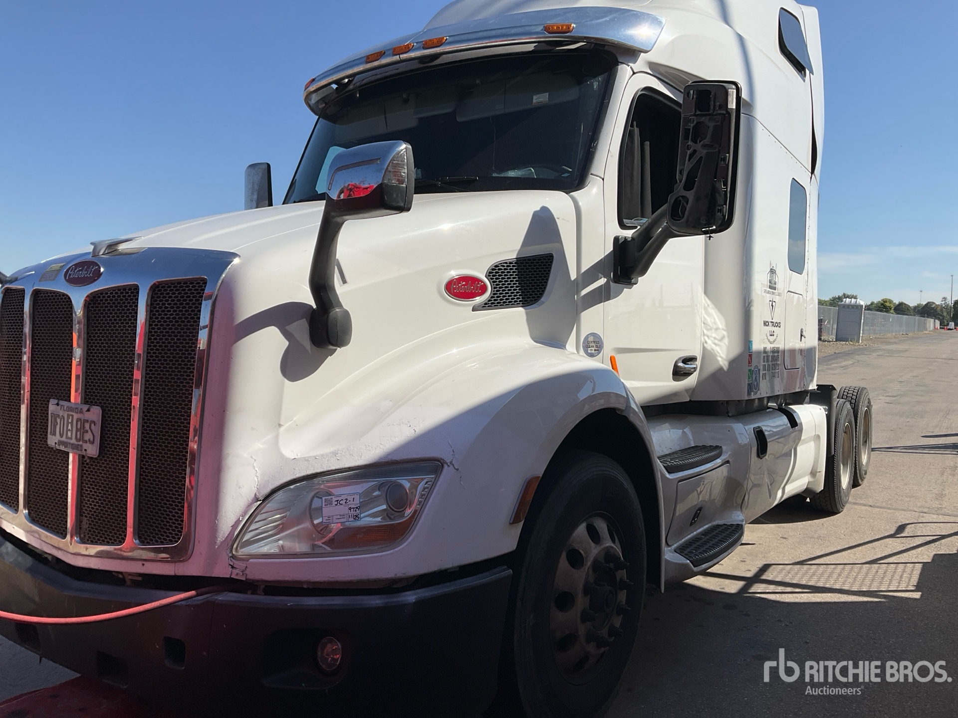 2019 Peterbilt 579 T/A Sleeper Truck Tractor