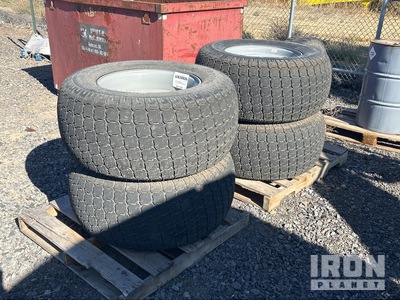 Quantity of (4) 41x18LL-22.5 Turf を見 Tires