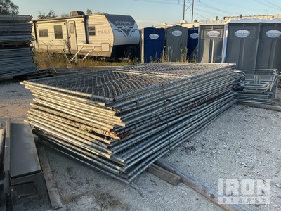 Quantity of (7) Bundles 12 ft x 6 ft 3 in Chain Link bouw hek