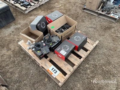 Quantity of (5) Performance Chips Pièces diverses