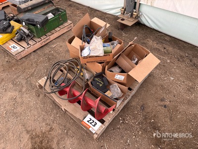 Quantity of Auger and Conveyor Parts Pièces diverses