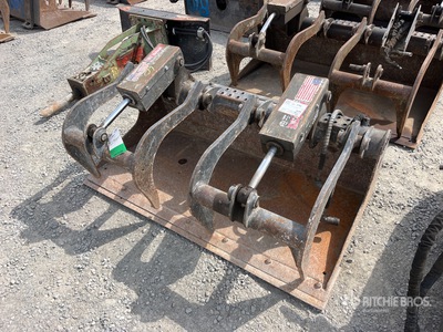2019 Bobcat 60 in Skid Steer Grapple Bucket