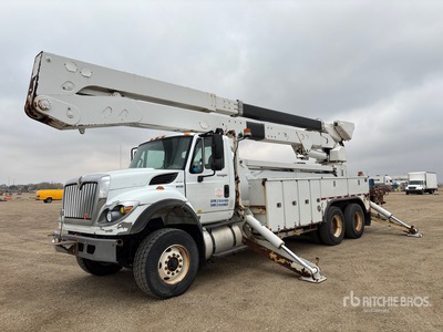Altec A77-TE93 93 ft on 2013 International WorkStar 7500 WorkStar 6x4 شاحنة دلو