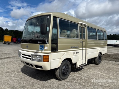 1998 Nissan Privillian 4x4 21-Seat Mini Bus