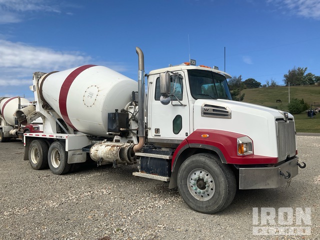 CAMIóN REVOLVEDOR 2019 WESTERN STAR MCNEILUS 10.5 CYD