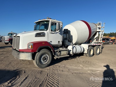 2019 Western Star 4700SB 6x4 Mixer Truck