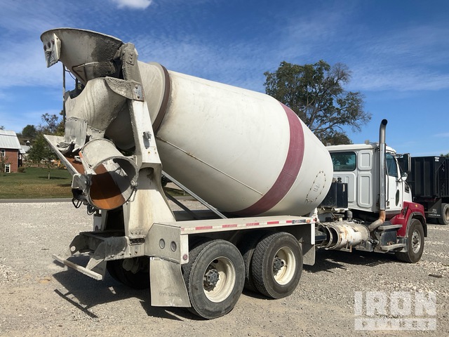 CAMIóN REVOLVEDOR 2019 WESTERN STAR MCNEILUS 10.5 CYD