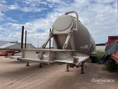 2011 Polar 1000 cft T/A Tanker Trailer