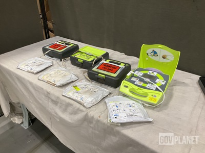(8) Zoll AED Debifrillators
