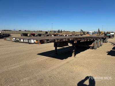 2012 Doepker 32 ft Super B-Train Lead Flatbed Trailer