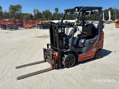 2014 Toyota 8FGCU20 4000 lb Cushion Tire Chariot Élévateur