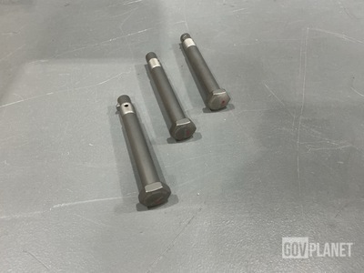 (40) Spacelok 70103-08801-102 Machine Bolts