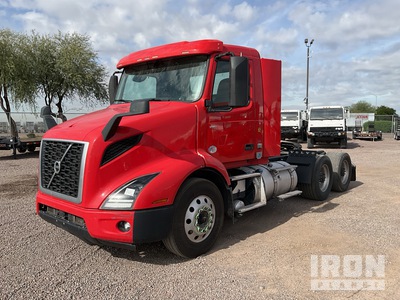 2021 Volvo VNR 6x2 T/A Day Cab Truck Tractor