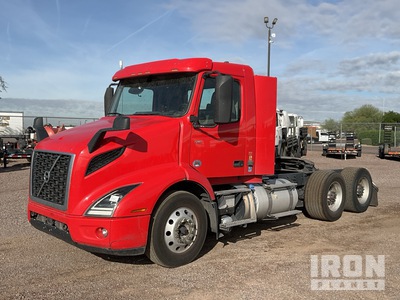 2021 Volvo VNR 6x2 T/A Day Cab Truck Tractor