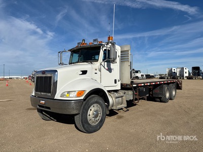 2007 Peterbilt 340 6x4 平台トラック