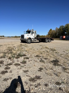 2007 Peterbilt 340 6x4 Flatbed Truck