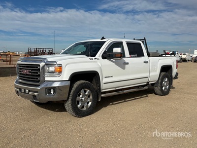 2018 GMC Sierra 3500HD SLT 4x4 Crew Cab بيك اب