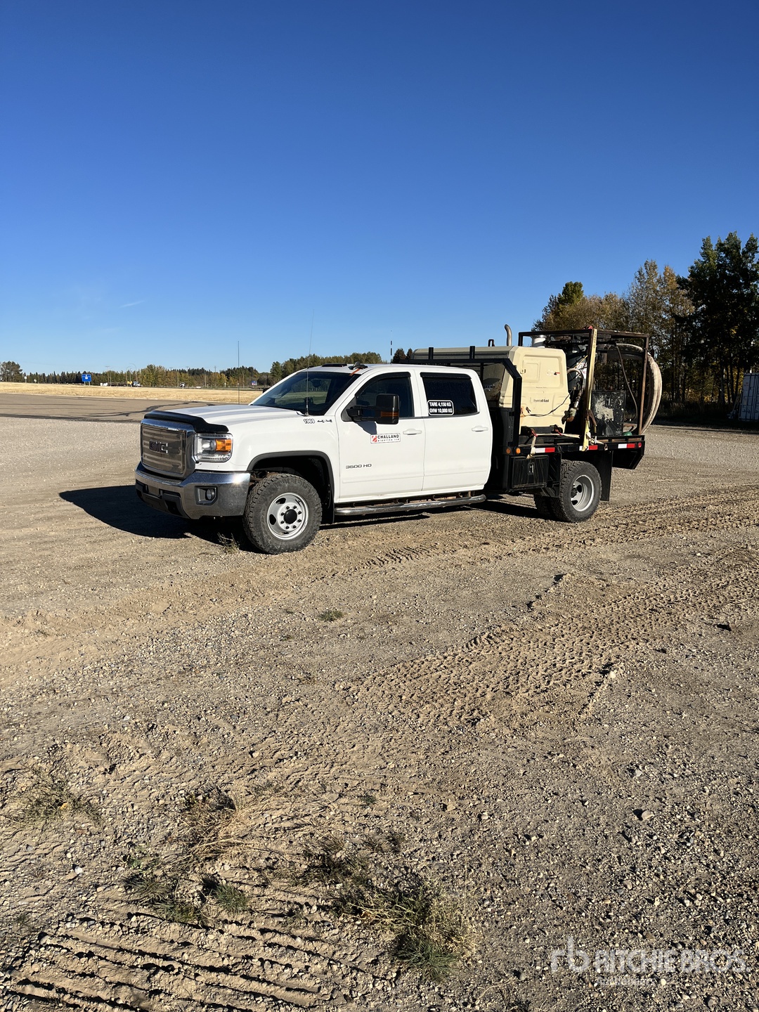2019 GMC Sierra 3500HD SLE 4x4 Crew Cab Sandblast Flatbed Truck