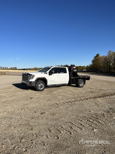 2021 GMC Sierra 3500HD SLE 4x4 Crew Cab شاحنة مسطحة (Unused)