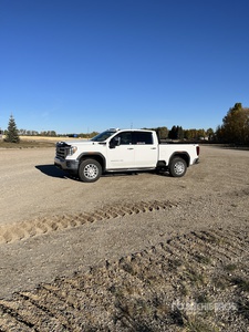 2021 GMC Sierra 3500HD SLT 4x4 Crew Cab Pickup