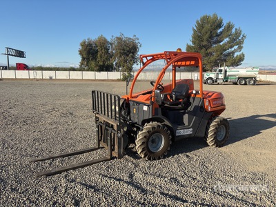 2020 SkyTrak 3013 PKG2 رافع تليسكوبى