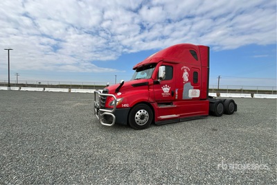 2022 Freightliner Cascadia 126 6x4 T/A Sleeper Truck Tractor