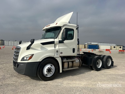 2018 Freightliner Cascadia 126 6x4 3-Achs Sattelzugmaschine
