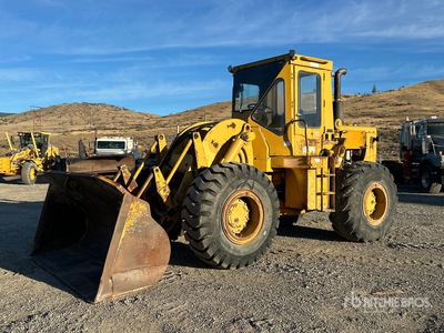 1976 Cat 950 Pala gommata