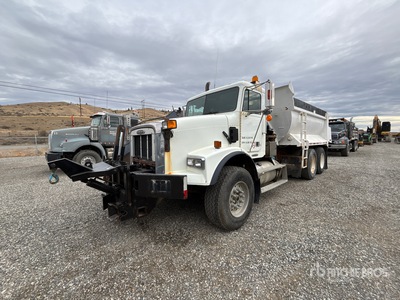 2002 Freightliner FLD112 6x4 Snow Plow Truck