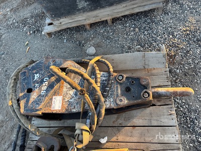 Bobcat B850 Trituradora hidráulica