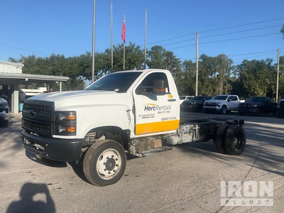 2022 Chevrolet 5500 HD 4x4 Cab and Chassis