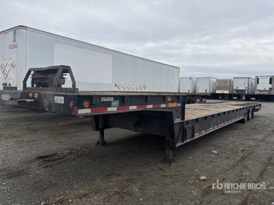 2012 Ledwell LW48HTZ10PB 48 ft T/A Hydraulic Tail Trailer