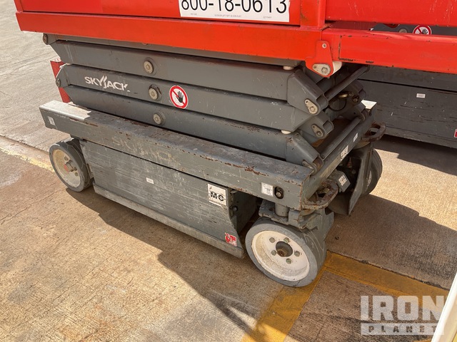 ELEVADOR TIJERA 2017 SKYJACK SJIII3219