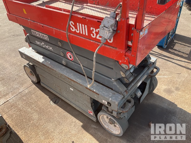 ELEVADOR TIJERA 2017 SKYJACK SJIII3219