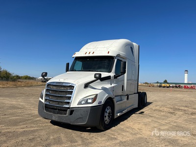 2019 Freightliner Cascadia 126 6x4 تراكتور شاحنة كابينة النوم (ثنائية المحور)