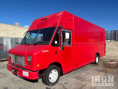 2015 Ford F59 4x2 Furgón de Reparto (Inoperable)